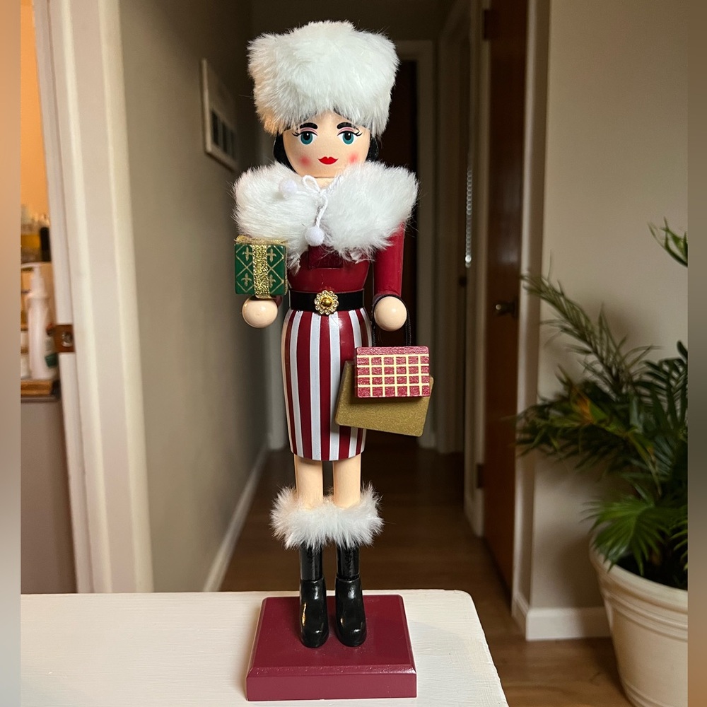 Shopper Girl Nutcracker